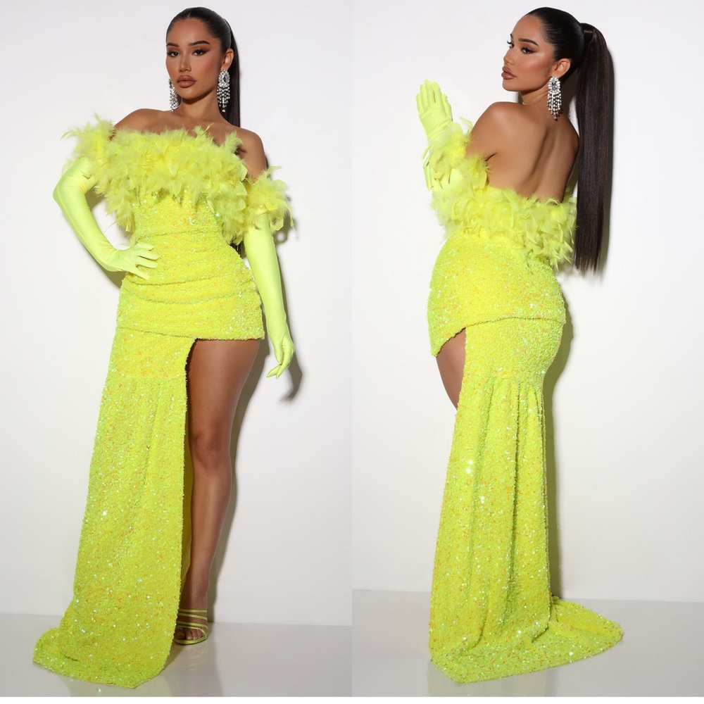 Dress runs small so the large will fit a medium